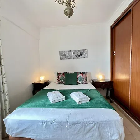 Vintage 1 With Pool By Homing Apartment